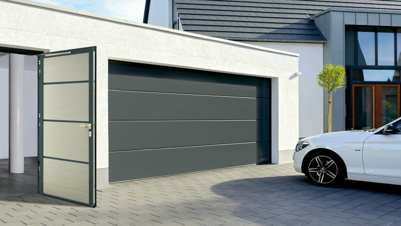 porte-de-garage-sectionnelle-hormann-big-0