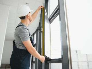 menuisier-qualifie-pour-travaux-de-renovation-sur-mesure