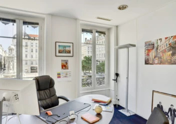 bureau-de-45m2-immeuble-haussmannien-quartier-affaires-big-0