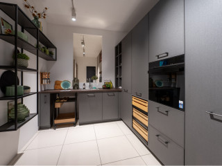 maison-contemporaine-avec-cuisine-equipee-bosch-et-siemens