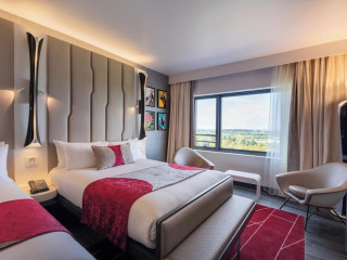 week-end-au-disney-hotel-new-york-2-nuits-pour-4-personnes