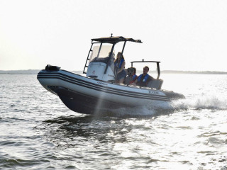 bateau-a-moteur-zodiac-open-55-avec-moteur-mercury-100cv