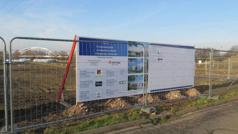 terrain-a-batir-avec-permis-de-construire-proche-volvo-construction-big-0