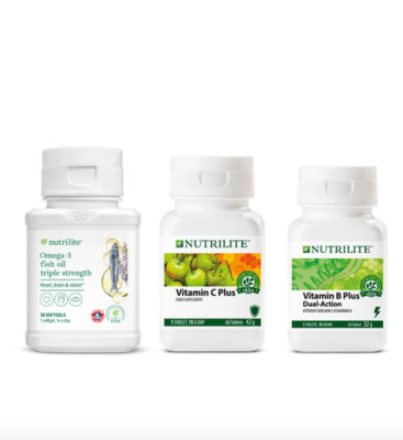 lot-de-complements-alimentaires-nutrilite-vitamine-c-omega-3-et-mul-big-0