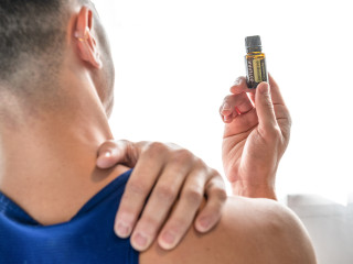 soin-massage-relaxant-aux-huiles-essentielles-doterra