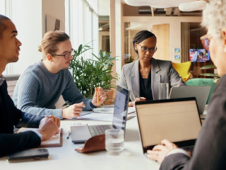 charge-de-clientele-hf-secteur-luxe-louis-vuitton