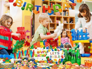 vente-lots-de-ballons-et-decoration-lego-pour-anniversaire-enfant
