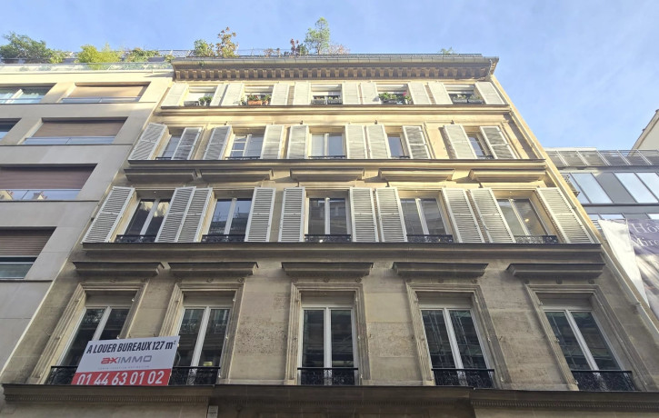 bureau-de-standing-immeuble-haussmannien-quartier-affaires-big-0