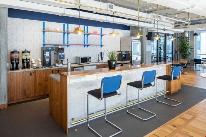 location-espace-de-travail-partage-bureau-wework-big-0