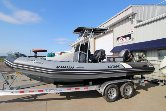 bateau-a-moteur-zodiac-pro-open-650-big-0
