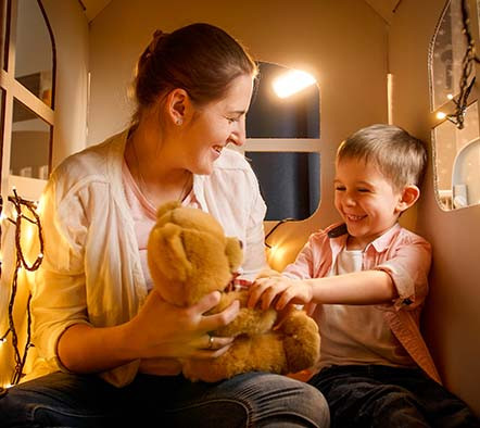 babysitting-serieuse-et-experimentee-disponible-soirs-et-weekends-big-0