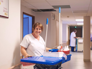 agent-de-proprete-hopital-public