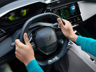 poste-de-steering-manager-secteur-automobile-peugeot