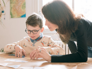 garde-denfants-disponible-experience-en-ecole-montessori
