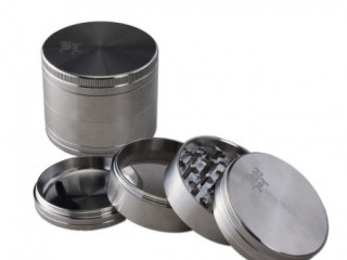 grinder-4-pieces-en-aluminium-premium-marque-black-leaf