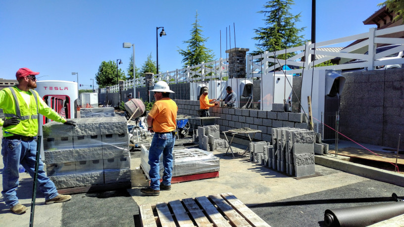 terrain-a-batir-constructible-proche-station-tesla-supercharger-et-e-big-0