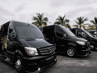 chauffeur-livreur-vehicule-utilitaire-mercedes-sprinter-recherche