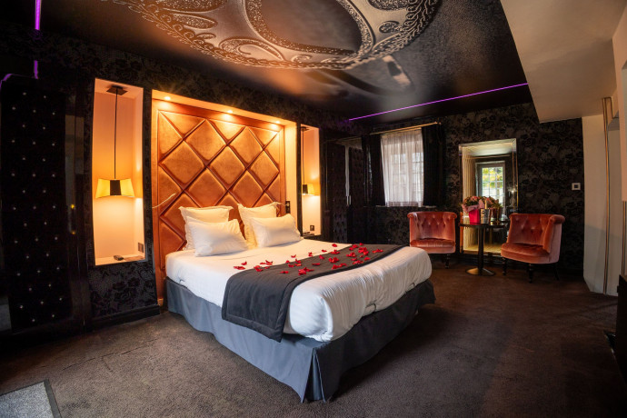 soiree-sensualite-nuitee-dans-une-suite-marriott-big-0