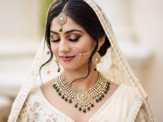 photographe-professionnel-canon-eos-r5-shooting-portrait-mode