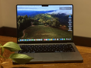 apple-macbook-pro-14-pouces-m3-etat-immaculate