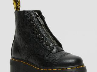 vends-paire-de-bottes-dr-martens-pour-soiree