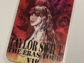 2-billets-vip-pour-le-concert-de-taylor-swift-acces-backstage