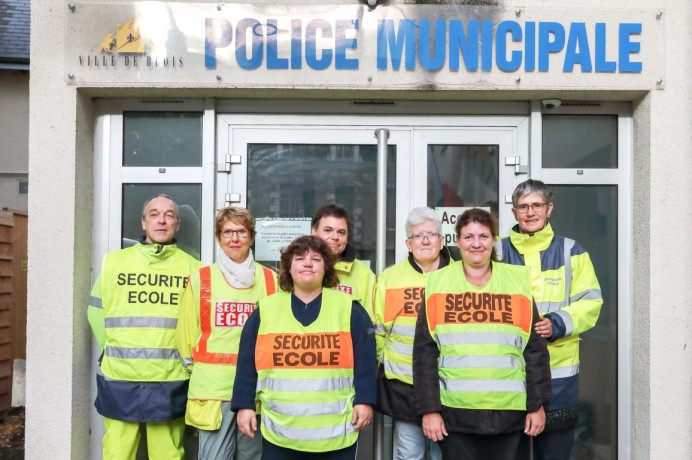 agent-de-securite-ecole-publique-big-0